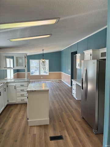 5817 N Rod & Gun Club Road, Bruceville, IN 47516