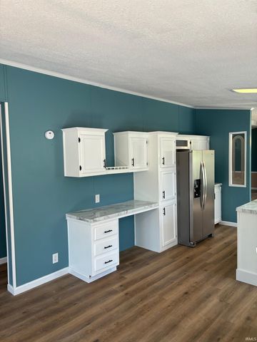 5817 N Rod & Gun Club Road, Bruceville, IN 47516