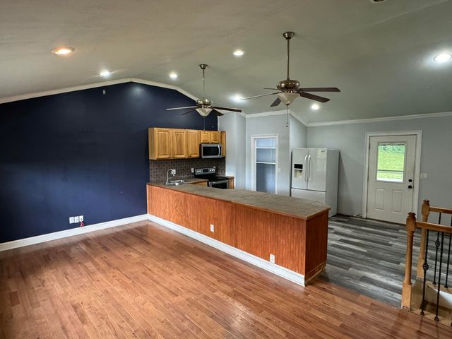 7709 E Village Lane, Hixson, TN 37343