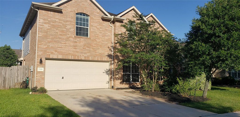 22106 Bridgestone Oak Drive, Spring, TX 77388