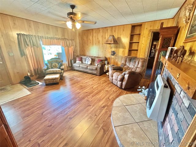 30190 W County Road 1240, Stigler, OK 74462