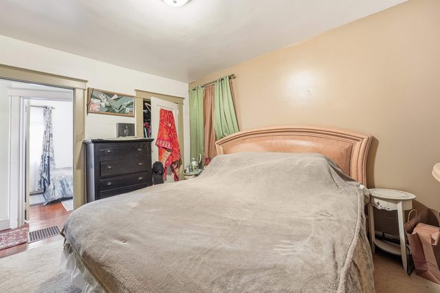 52 HARCOURT AVE, Bergenfield, NJ 07621