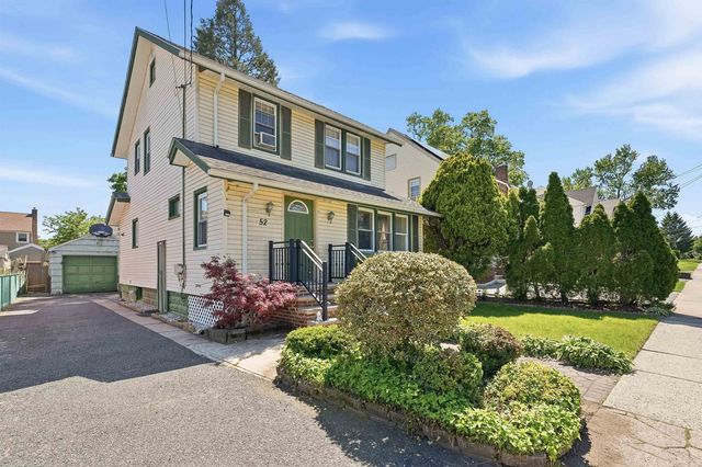 52 HARCOURT AVE, Bergenfield, NJ 07621