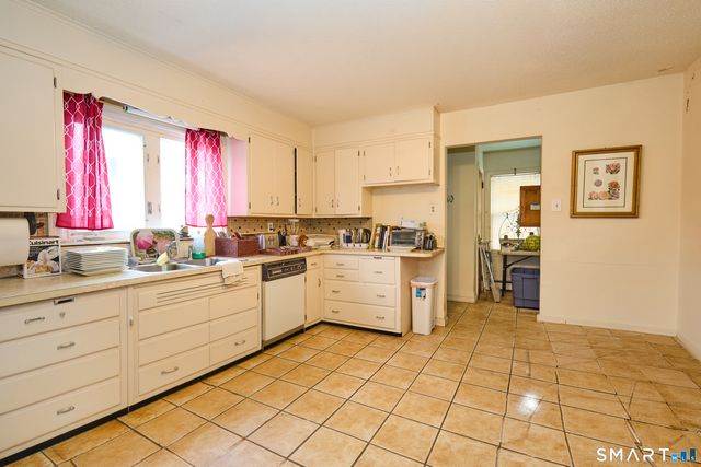 625 Clark Street, Bridgeport, CT 06606