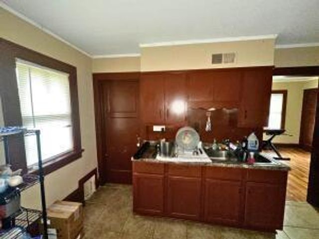 4415 N 36th STREET, Milwaukee, WI 53209