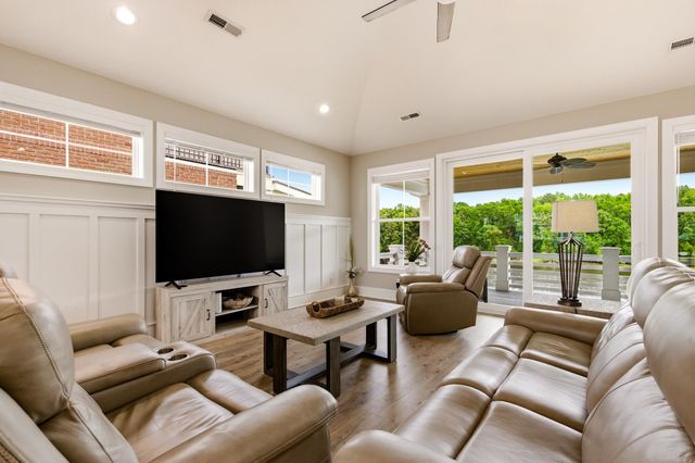 313 Harbour View Dr., Myrtle Beach, SC 29579