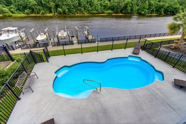 313 Harbour View Dr., Myrtle Beach, SC 29579