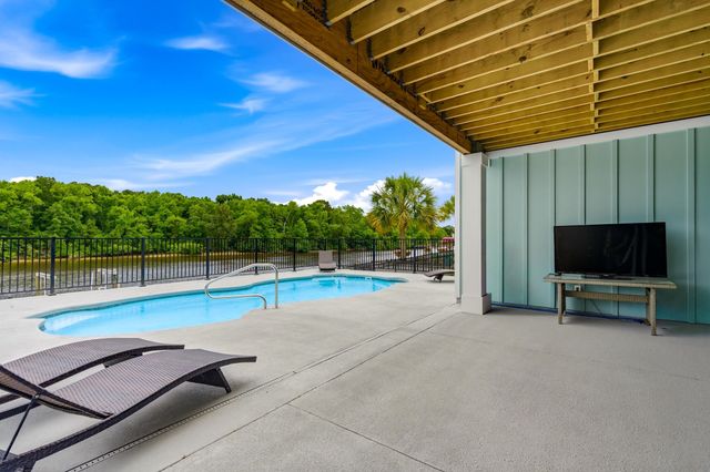 313 Harbour View Dr., Myrtle Beach, SC 29579
