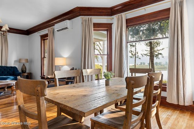 6955 Apple Alley, Bonners Ferry, ID 83805