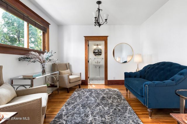 6955 Apple Alley, Bonners Ferry, ID 83805