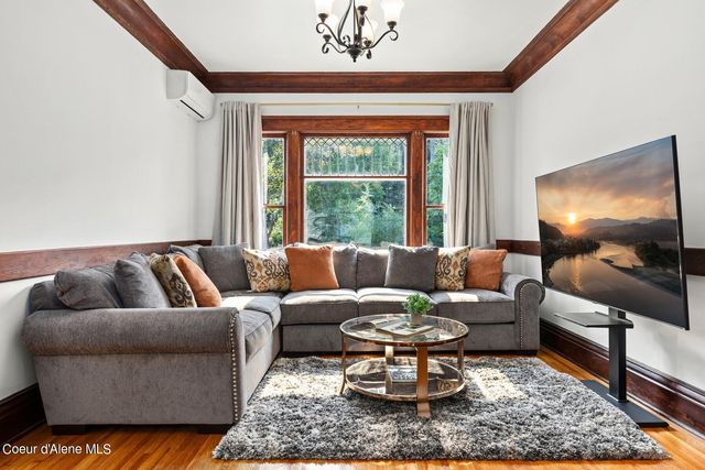 6955 Apple Alley, Bonners Ferry, ID 83805