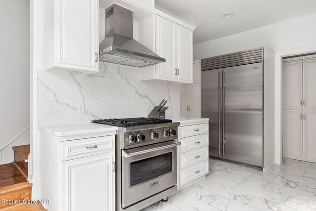 6955 Apple Alley, Bonners Ferry, ID 83805