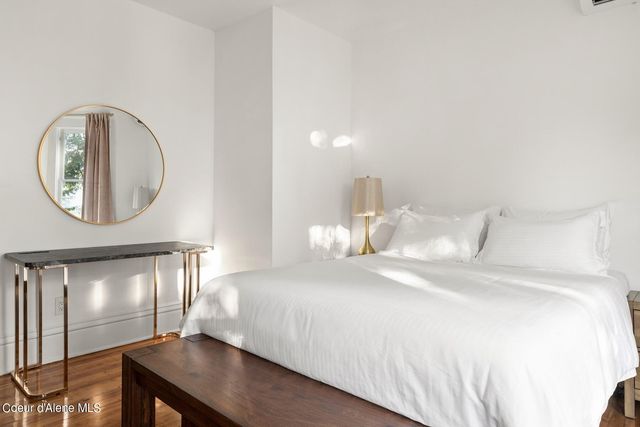 6955 Apple Alley, Bonners Ferry, ID 83805