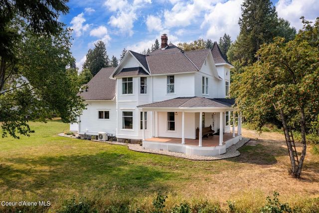 6955 Apple Alley, Bonners Ferry, ID 83805