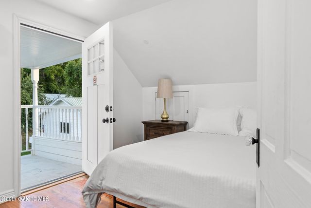 6955 Apple Alley, Bonners Ferry, ID 83805