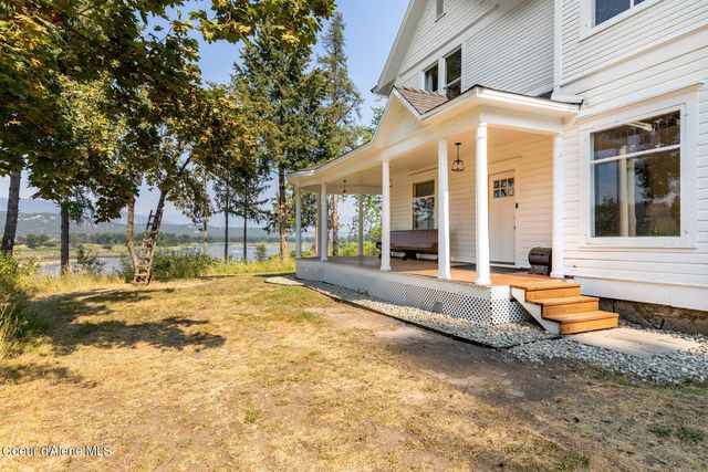 6955 Apple Alley, Bonners Ferry, ID 83805