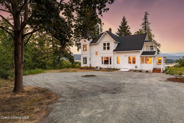 6955 Apple Alley, Bonners Ferry, ID 83805