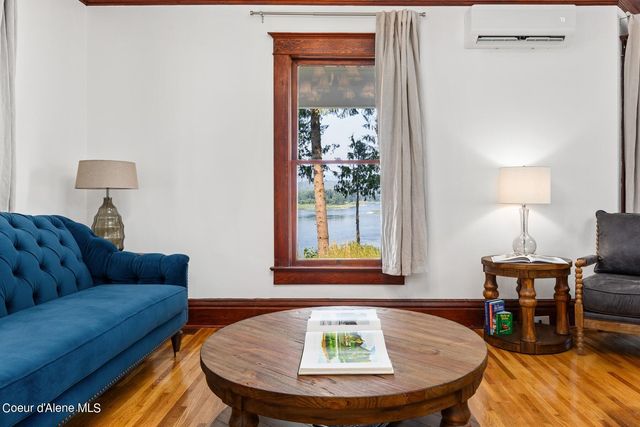 6955 Apple Alley, Bonners Ferry, ID 83805