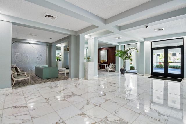 2860 S Ocean Boulevard S 201, Palm Beach, FL 33480