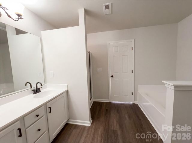 304 Valerie Drive, Lincolnton, NC 28092