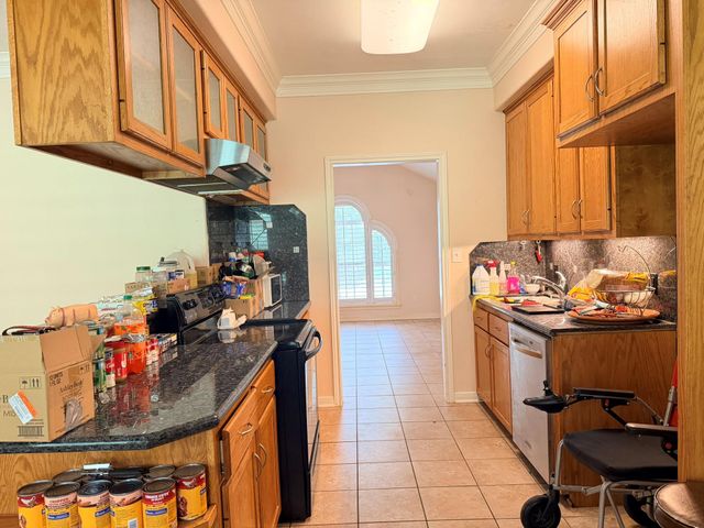 23506 Saxon Way, Hockley, TX 77447