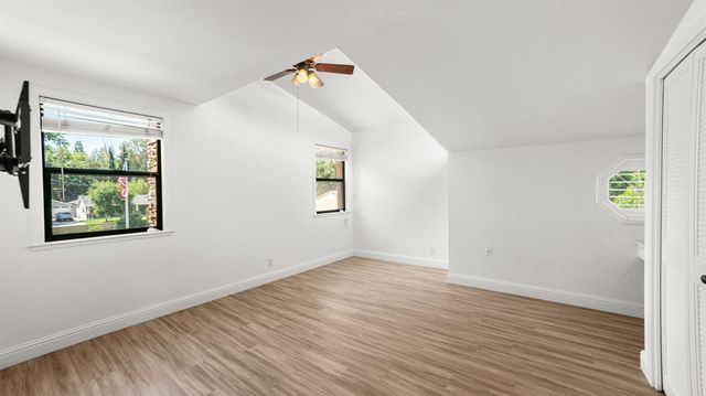3635 Country Club Blvd, Stockton, CA 95204