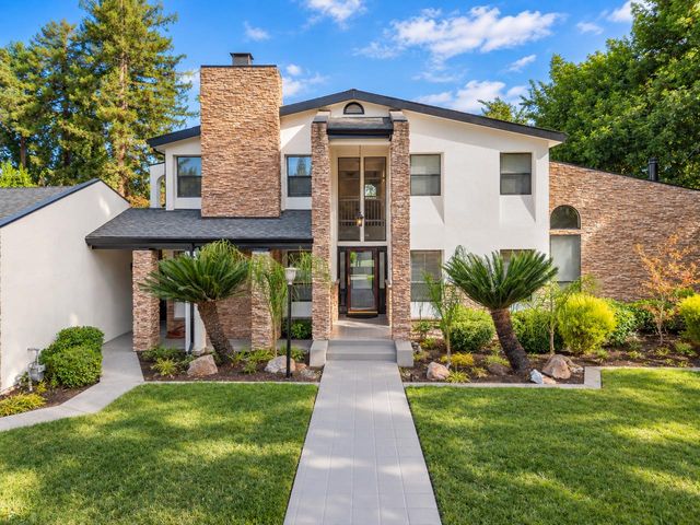 3635 Country Club Blvd, Stockton, CA 95204