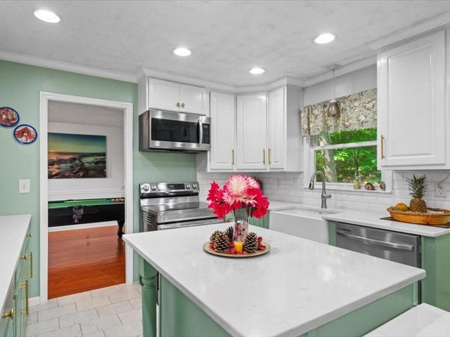 1005 Rocky Lane, Dalton, GA 30720