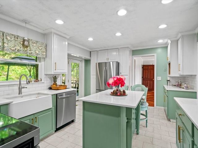 1005 Rocky Lane, Dalton, GA 30720