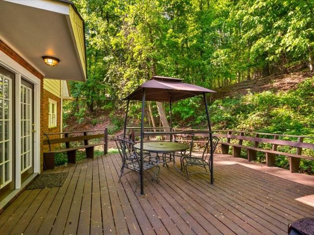 1005 Rocky Lane, Dalton, GA 30720