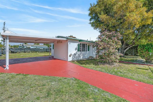 10325 149, Miami, FL 33176