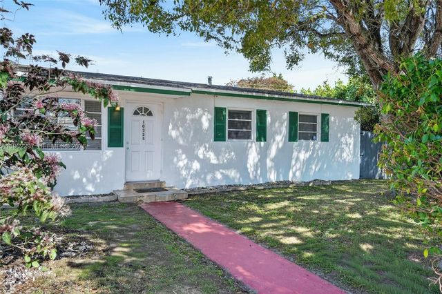 10325 149, Miami, FL 33176