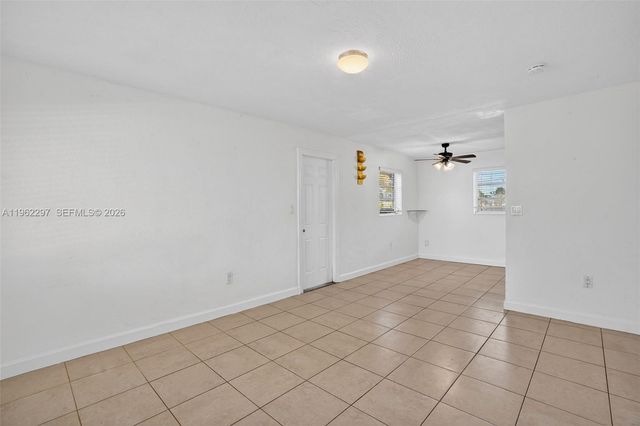 10325 149, Miami, FL 33176