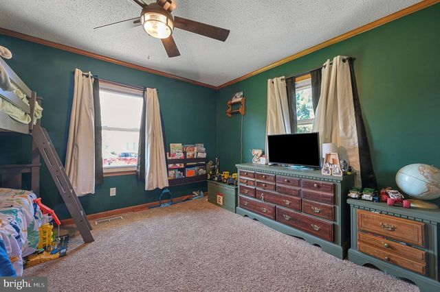 22 W YORKTOWN RD, Milford, DE 19963