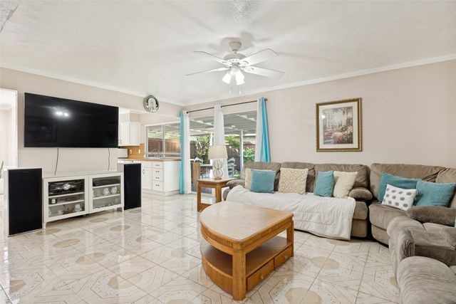 1429 Meandering Way, Garland, TX 75040