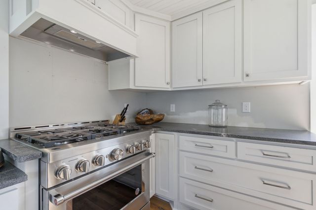 4824 Campbellsville Pike, Columbia, TN 38401