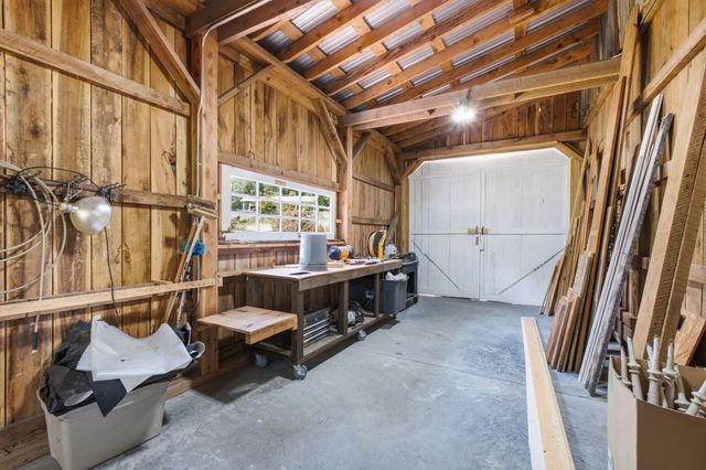 4824 Campbellsville Pike, Columbia, TN 38401