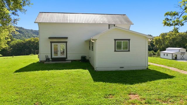 4824 Campbellsville Pike, Columbia, TN 38401