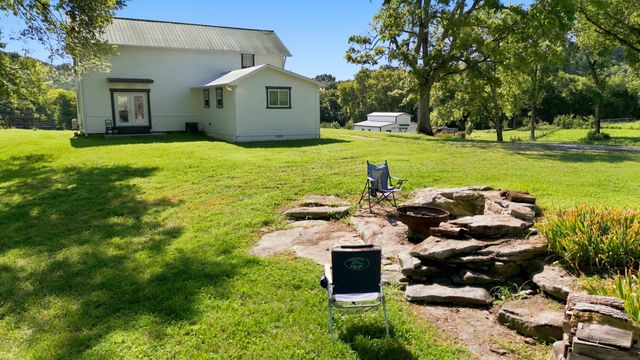 4824 Campbellsville Pike, Columbia, TN 38401