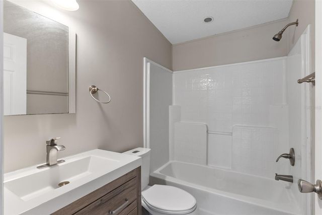 6682 SW 156TH PLACE, Dunnellon, FL 34432