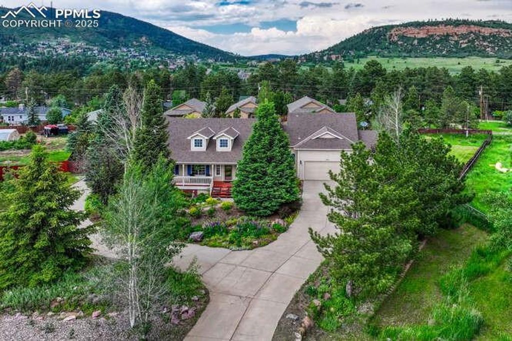 745 Platt Lane, Palmer Lake, CO 80133
