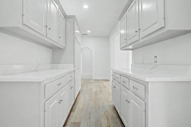 25033 Country Club Rd, Gladewater, TX 75647