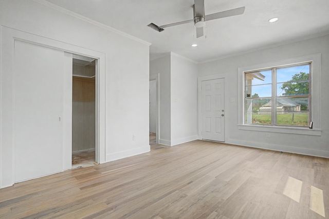 25033 Country Club Rd, Gladewater, TX 75647