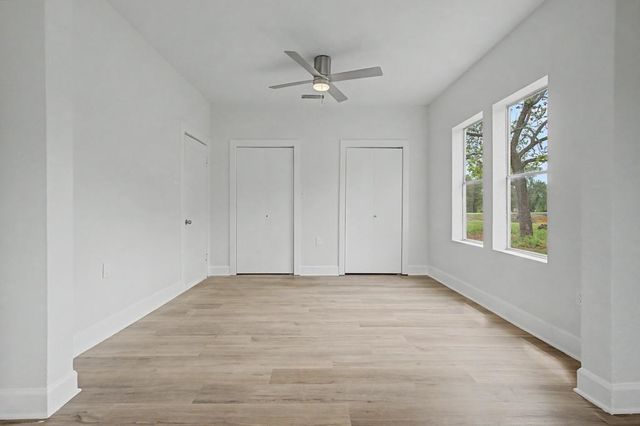 25033 Country Club Rd, Gladewater, TX 75647