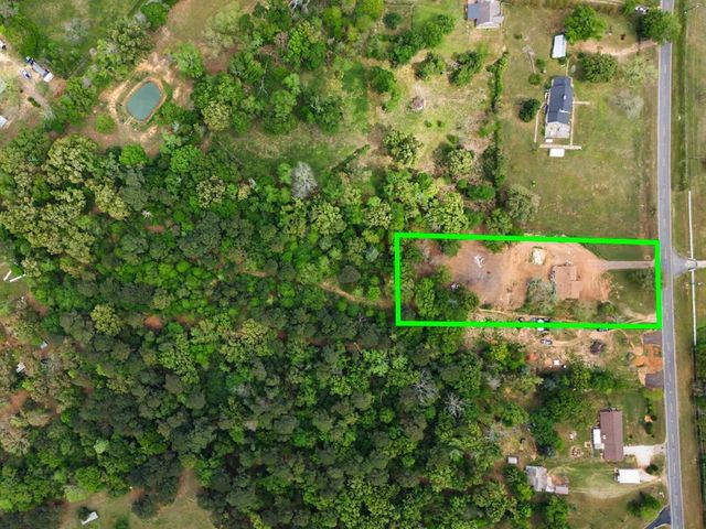 25033 Country Club Rd, Gladewater, TX 75647