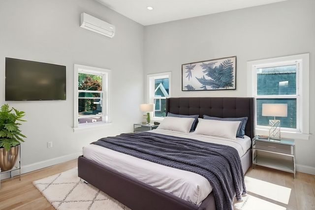 34 Underhill St 4, Winthrop, MA 02152
