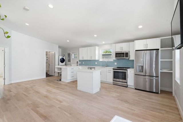 34 Underhill St 4, Winthrop, MA 02152