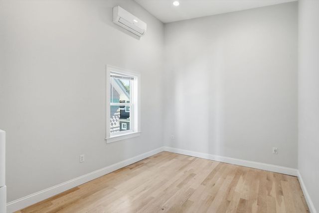 34 Underhill St 4, Winthrop, MA 02152