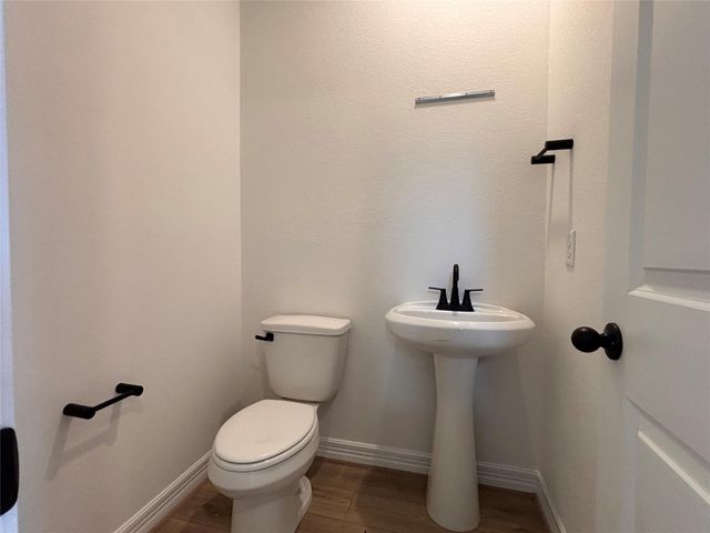 7719 Jade Crest Drive, Angleton, TX 77515