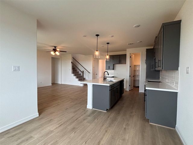 7719 Jade Crest Drive, Angleton, TX 77515